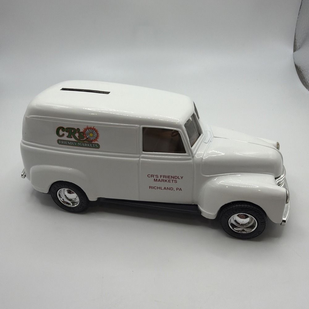 Ertl 1950 Panel truck bank 1/25 scale featuring " CR's friendly market" Richland